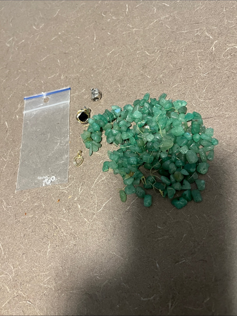 Misc jewelry & Green Aventurine Chip Bead Strand - Natural Green Gemstone Chips